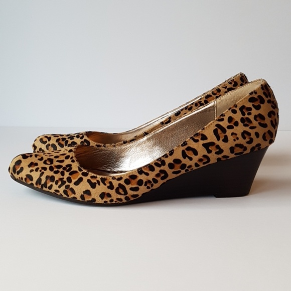 Steve Madden Animal Print Wedge - Picture 2 of 8